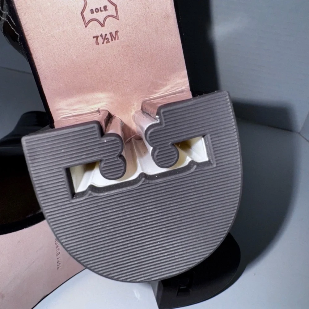 Tory Burch Brooke Stamped Heel Dark Moss Patent Leather Ankle Boots 7.5